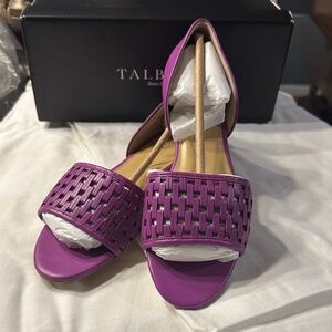 NWT Women’s Talbots Leona Woven Napa Sandals- Magenta Rose